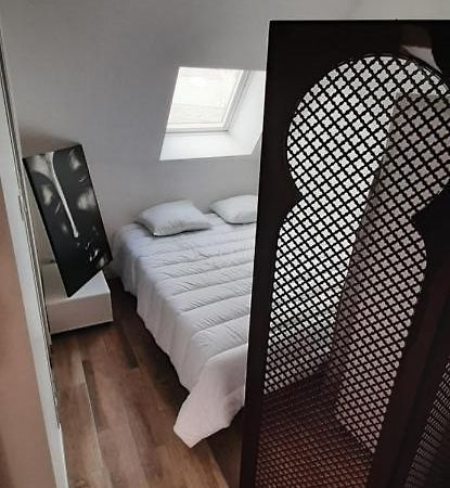 Charmant Studio Au Coeur De Sens Apartment Екстериор снимка